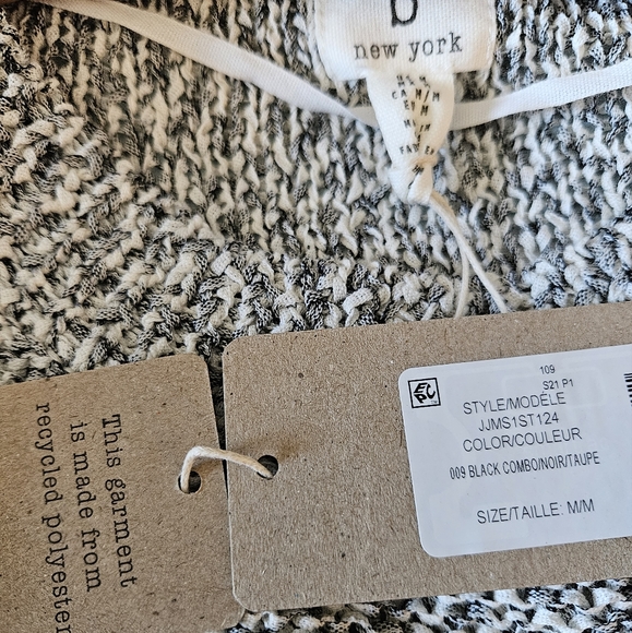 NWT B New York Knit Sweater - Picture 7 of 11